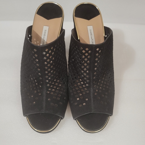 Diane Von Furstenberg DVF Block Heel Sandal - Picture 1 of 11